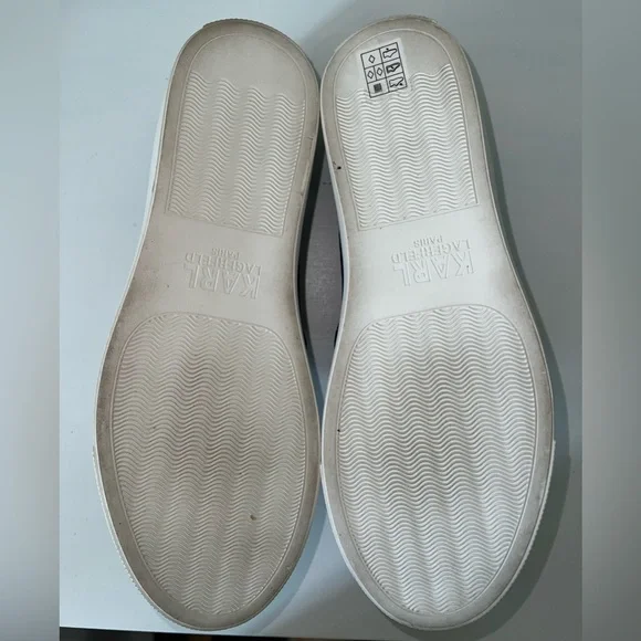 🇺🇸 Karl Lagerfeld Embellished Navy Loafers marked 7.5 - Picture 3 of 3